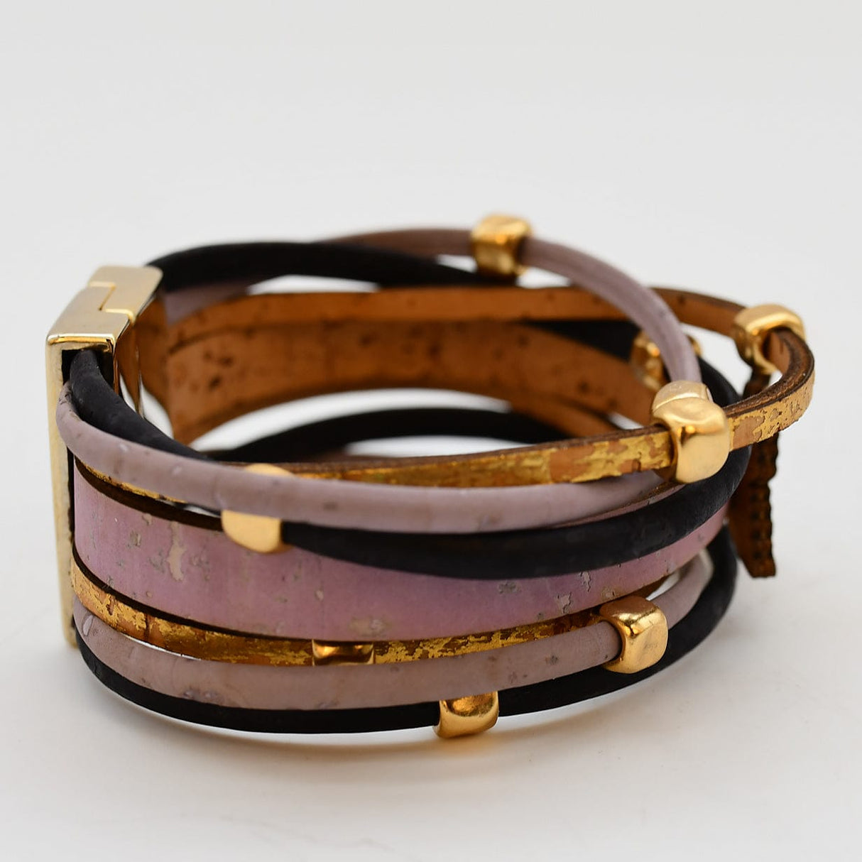 Bracelet en liège artisanal – Élégant, vegan et unique Bracelet en liège