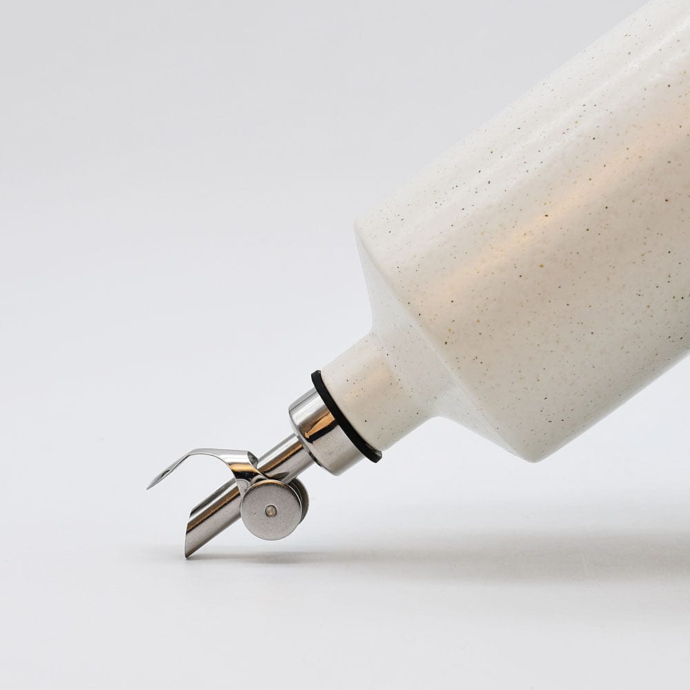 Carafe à huile d'olive en grés I Service du Portugal Carafe à huile en grès “ ”