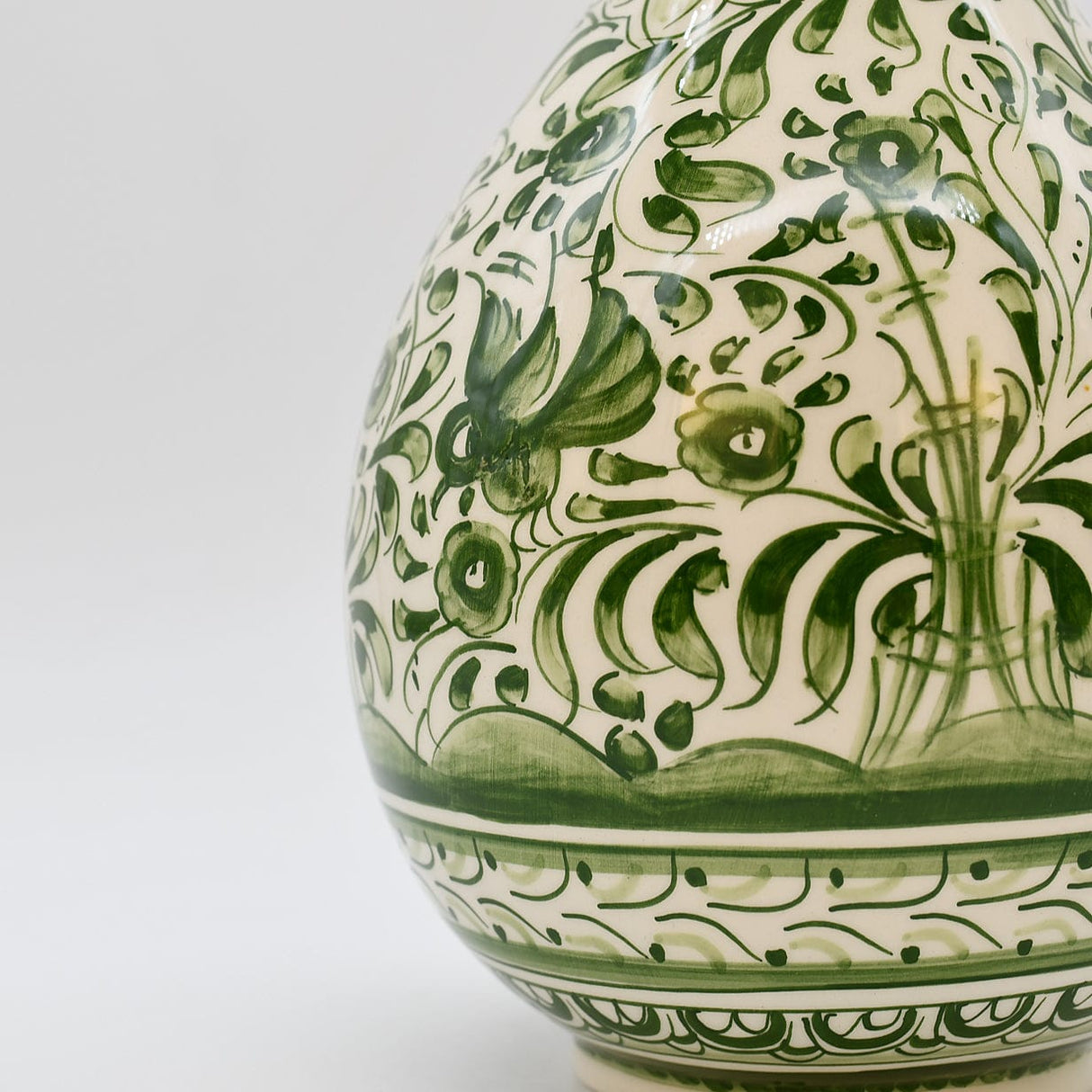 Carafe verte en céramique de Coimbra peinte à la main Carafe en céramique de Coimbra