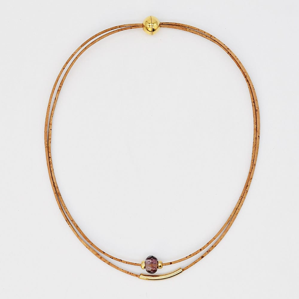 Collier en liège et 4 perles grises élégant et artisanal Collier en liège et perle - Rose