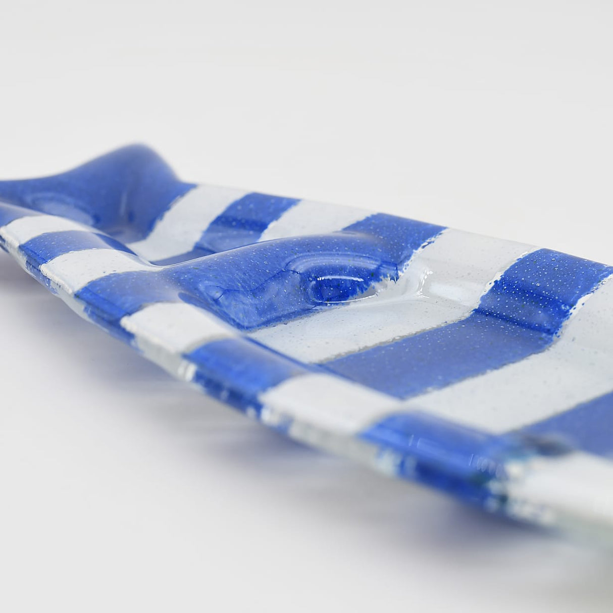 Coupe à olive verre fusionné bleu blanc rayé – apéritif portugais Coupe à olive en verre - Bleu