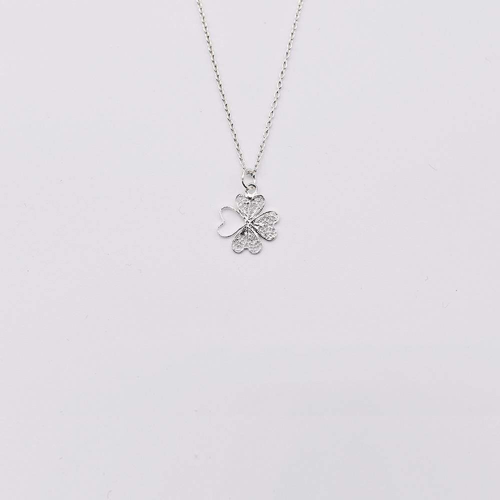 Trevo I Silver filigree necklace