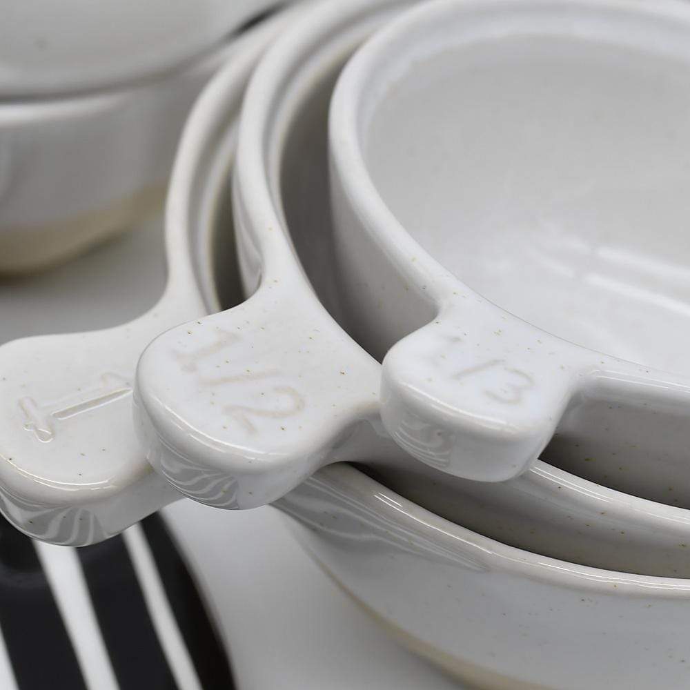 Ensemble de 3 doseurs de cuisine en grès