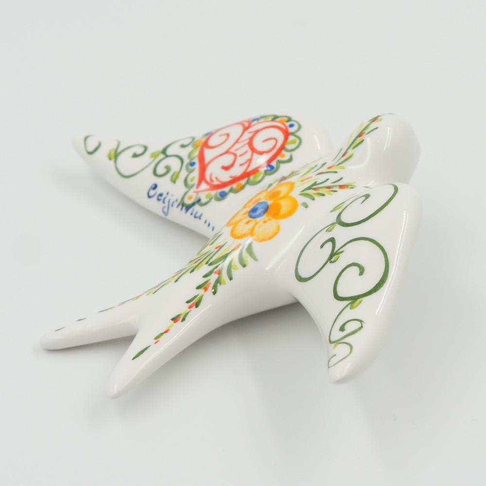 Hirondelle en céramique décorée à la main Hirondelle en céramique "Amore"