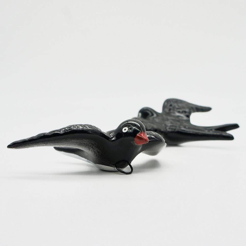 Hirondelle traditionnelle en terre cuite