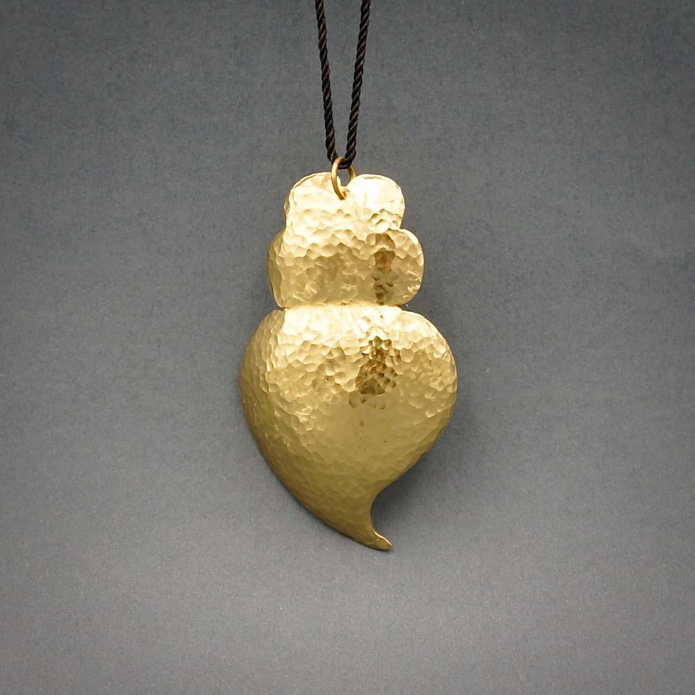 Hearth of Viana I Brass Pendant - 7cm