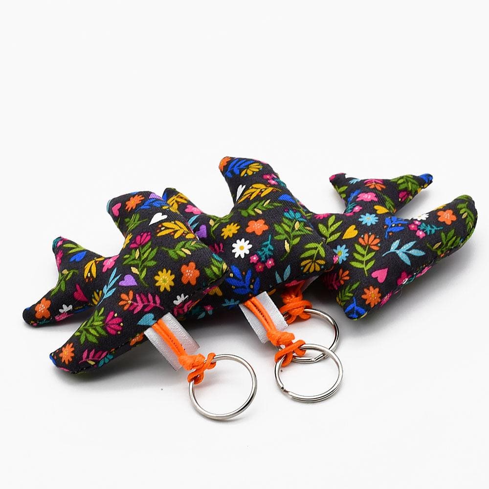 Porte clés en forme d'hirondelle marron Porte clés "Andorinha" Marron