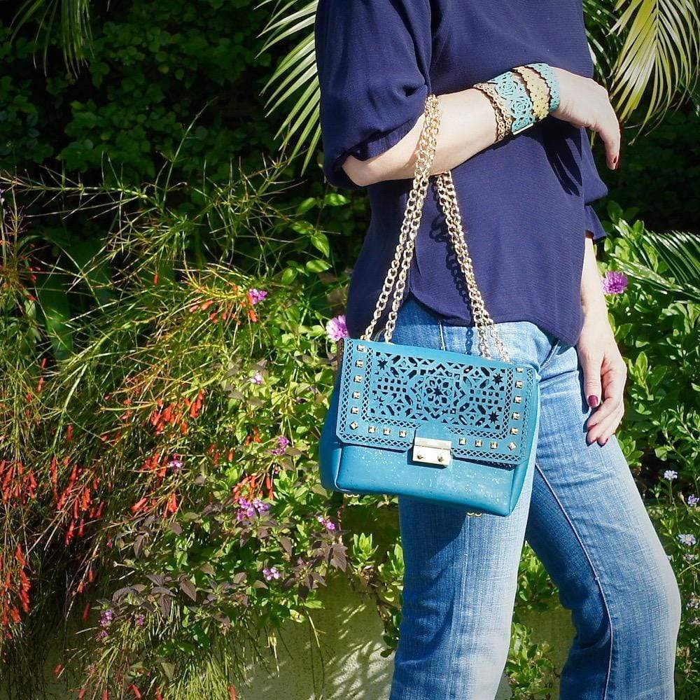 Sac besace en liège bleu