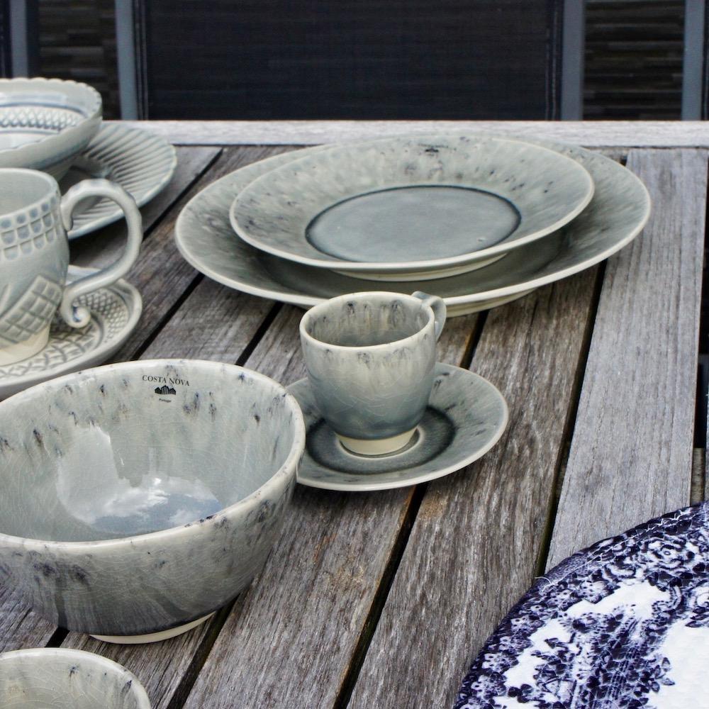 Tasse à café et sous tasse en grès Grises "Madeira"