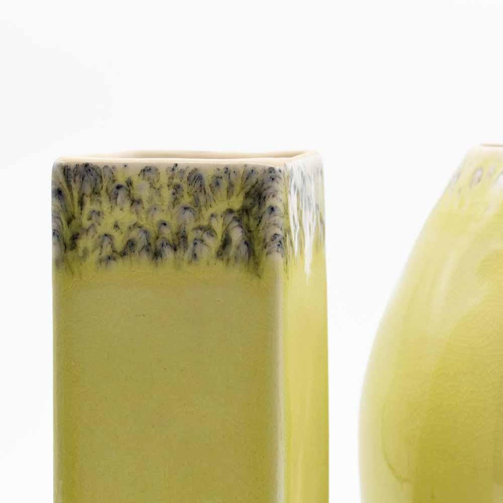 Vase carré en grès vert citron I Objet de décoration du Portugal Vase carré en grès Vert citron "Madeira"
