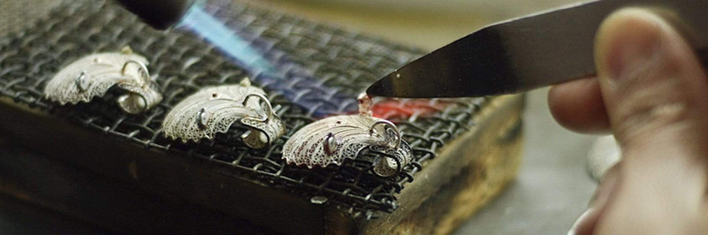 Fabrication d'un bijou en filigrane 