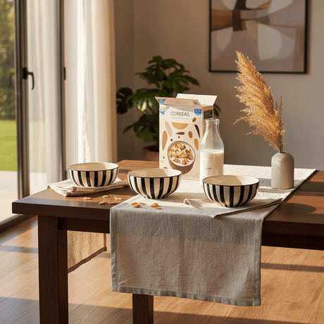 Bol à céréales en céramique portugaise noire I Vaisselle du Portugal en ligne Bol à céréales rayé "Costa Nova Mar" 16cm - Noir