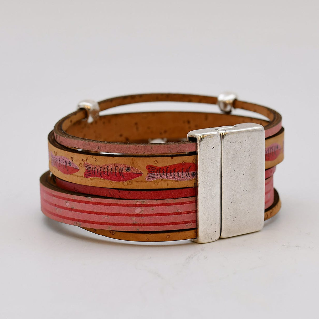 Bracelet en liège artisanal – Élégant, vegan et unique Bracelet en liège