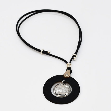 Bracelet en liège et 2 perles violettes – Unisexe, élégant et artisanal Collier en liège