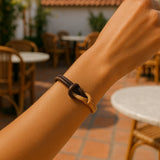 Bracelet en liège naturel & foncé – Design nœud original Bracelet en liège bicolore