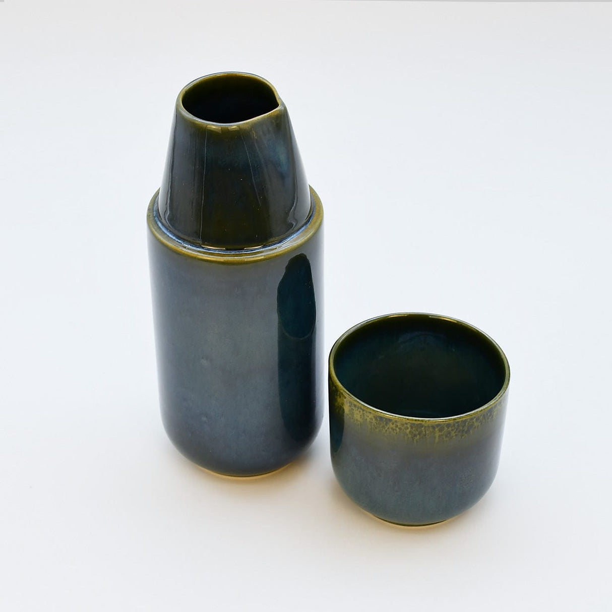 Ensemble Bouteille + Gobelet en Céramique | Portugal Bouteille et gobelet en grès "Amazonia" - Vert