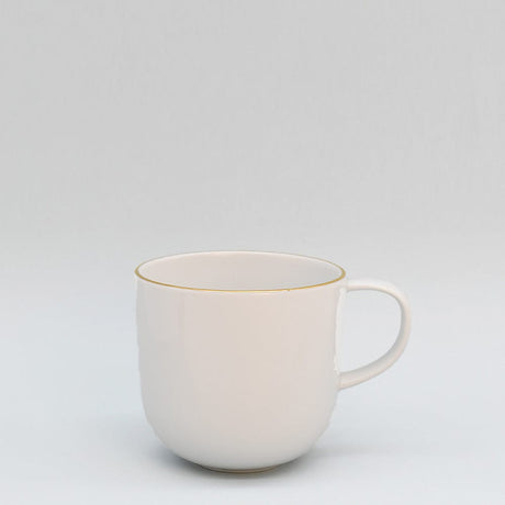 Mug en porcelaine blanche à bord doré – Fabriquée au Portugal Mug en porcelaine "Resonance"