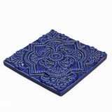Petit Azulejo en relief bleu cobalt du Portugal I Fabrication artisanale Azulejo Padrão à relief