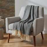 Plaid en coton Gris moyen motifs chevrons I Artisanat du Portugal en ligne Plaid en coton "Chevrons" - Gris moyen