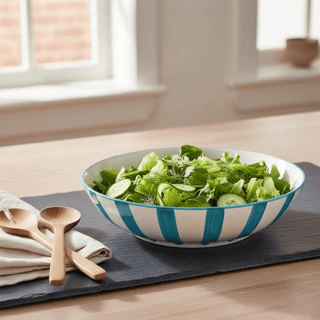 Saladier en porcelaine portugaise I Vaisselle du Portugal en ligne Saladier rayé "Costa Nova Mar" 25cm - Turquoise