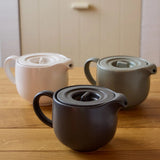 Théière en grès vert mat 50cl avec diffuseur Théière en grès “Pacifica" - Artichaud