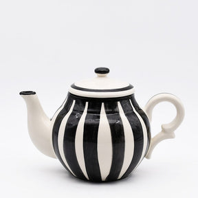 Théière en porcelaine noire I Vaisselle du Portugal en ligne Théière rayée "Costa Nova Mar" - Noire
