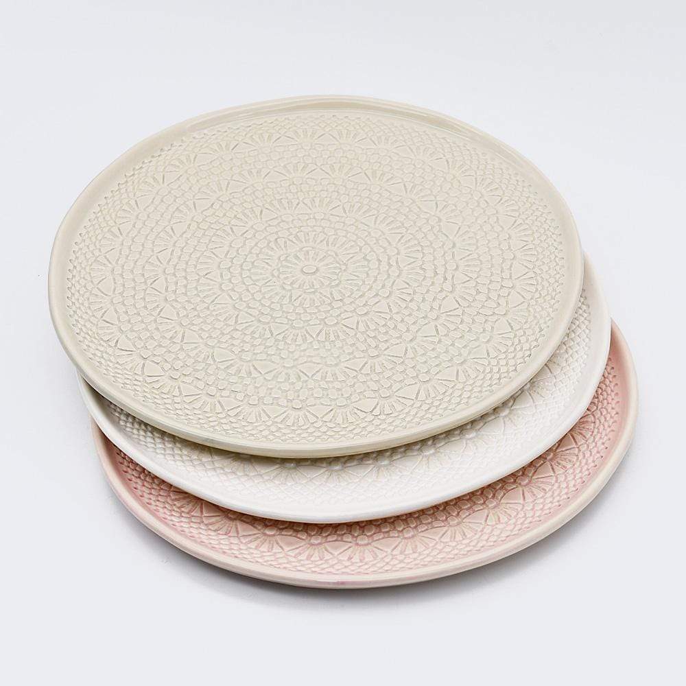 Assiette en céramique blanche I Motifs dentelles portugaises Assiette "Carimbada" blanche - 27 cm