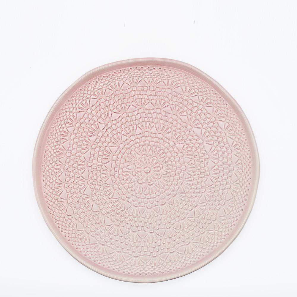 Assiette en céramique rose I Motifs dentelles portugaises Assiette "Carimbada" rose - 27 cm