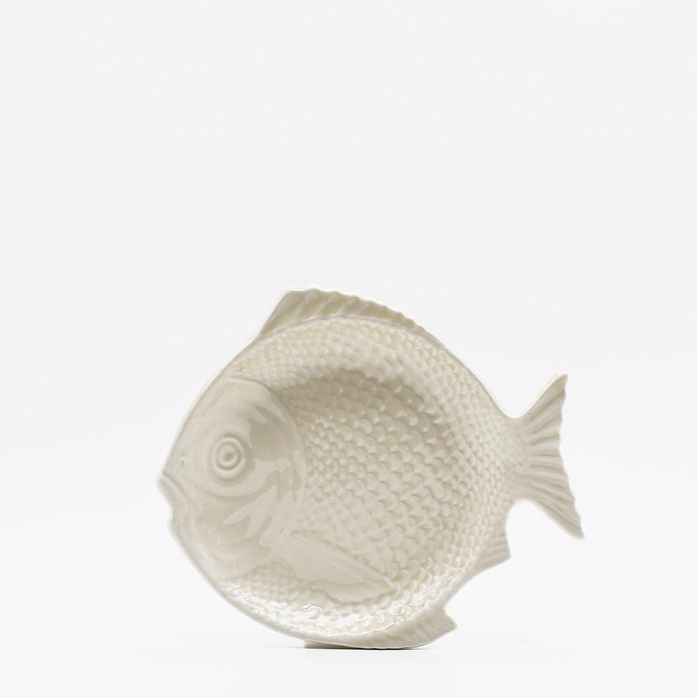 Assiette en forme de poisson 20cm blanche I Vaisselle artisanale du Portugal Assiette en forme de Poisson 20 cm - Blanche