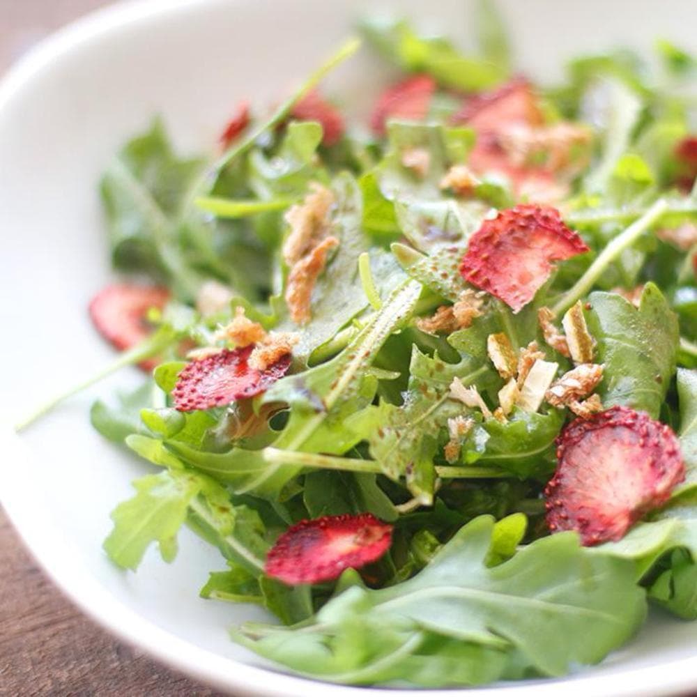 Tubes de tomates. oignons. poivrons déshydratés