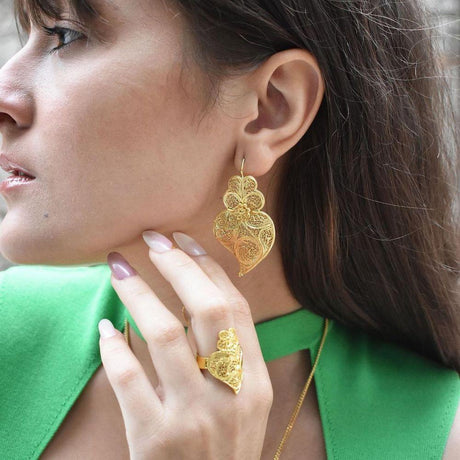 Boucles d'oreille coeur de Viana en filigrane d'argent doré Boucles d'oreille en filigrane "Coeur de Viana" - Argent doré - 5 cm