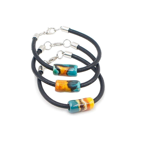 Ceramic bracelet on leather: Turquoise-blue