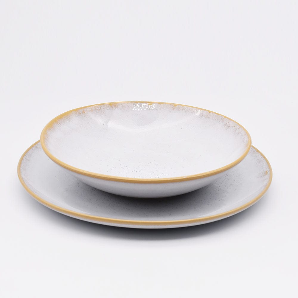 Grande assiette en grès de la collection portugaise Corals Assiette en grès "Amazonia" Blanche - 21cm