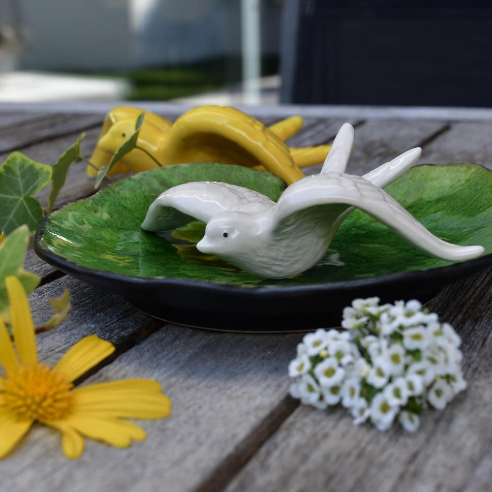 Hirondelle de Caldas da Rainha en céramique blanche
