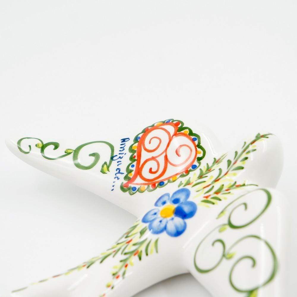 Hirondelle en céramique décorée à la main Hirondelle en céramique "Amore"