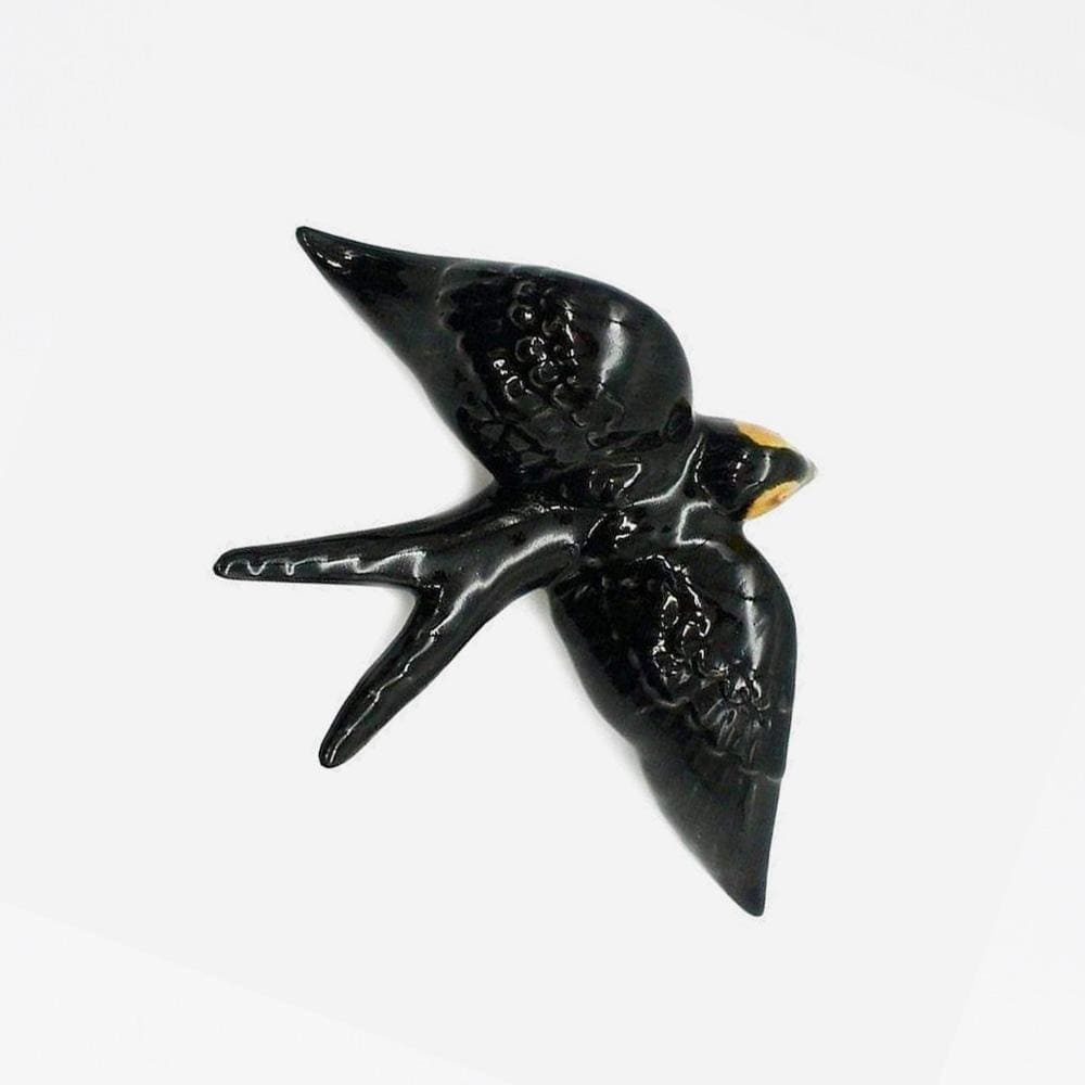 Hirondelle noire en céramique traditionnelle Bordallo Pinheiro Hirondelle de Caldas da Rainha en céramique noire