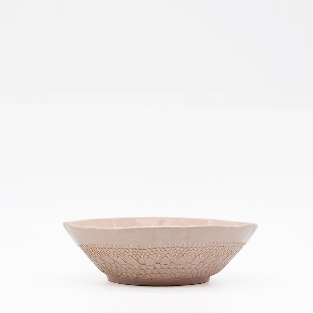 Petit saladier en céramique rose I Motifs dentelles portugaises Saladier individuel "Carimbada" rose - 19 cm