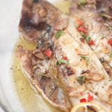 Tube de poivrons rouges et verts déshydratés