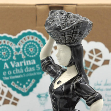 Théière noire "Varina"