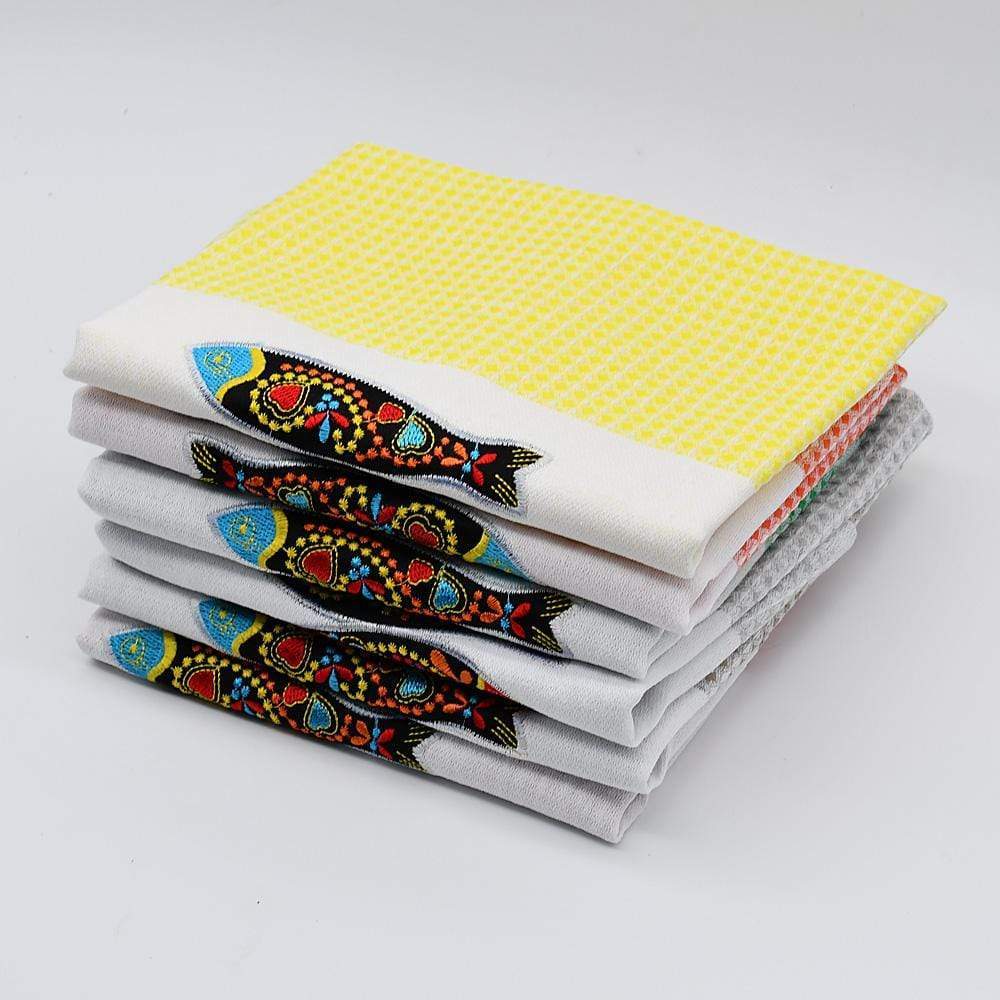 Torchon de cuisine beige brodé I Motifs portugais Torchon de cuisine beige brodé